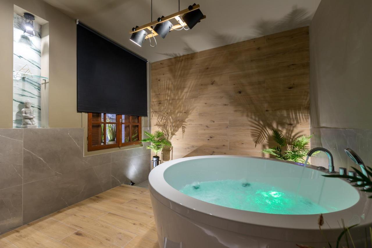 Appartamento Noho Boutique , Premium Living Dikeou 8 Atene Esterno foto