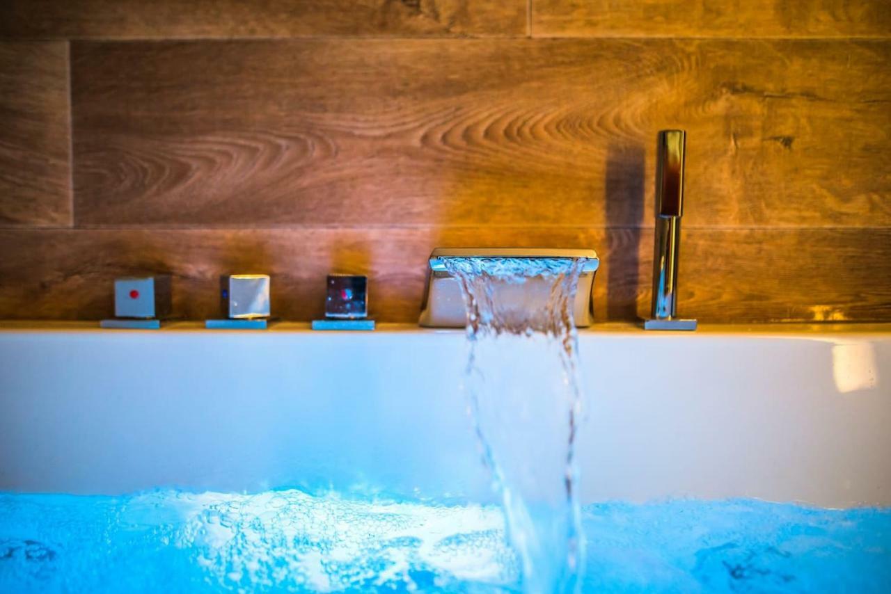Appartamento Noho Boutique , Premium Living Dikeou 8 Atene Esterno foto