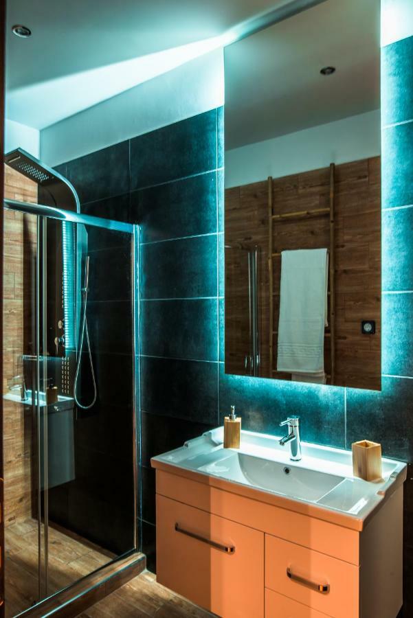 Appartamento Noho Boutique , Premium Living Dikeou 8 Atene Esterno foto